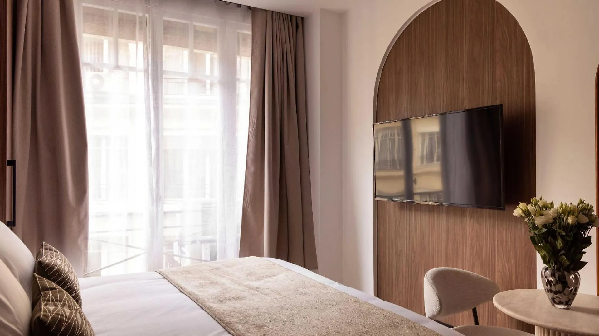 Charming Studio - 2P- Madeleine Paris Apartment